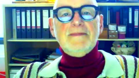 Snapshot of etonne chatting on 10.24.25 etonne online show from 10.24.25