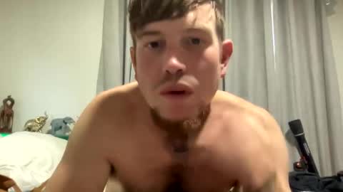 Snapshot of etphonehome369 chatting on 10.16.25 etphonehome369 online show from 10.16.25