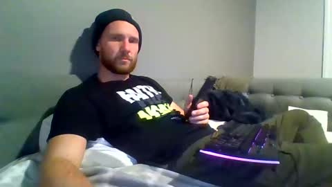 Snapshot of eugar81 chatting on 12.14.25 eugar81 online show from 12.14.25