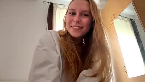 Snapshot of eugenierickel chatting on 06.09.26 Alice online show from 06.09.26