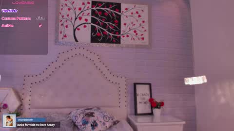  Eurekaa  online show from 10.15.25