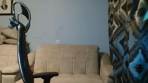 eva2323 online show from 01.28.25