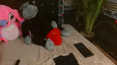 eva_06 online show from 12.18.25