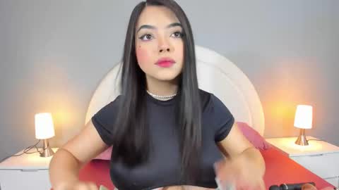 EVA  online show from 12.18.25