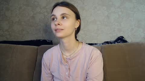 Snapshot of eva_calvin chatting on 02.11.25 Eva Calvin online show from 02.11.25