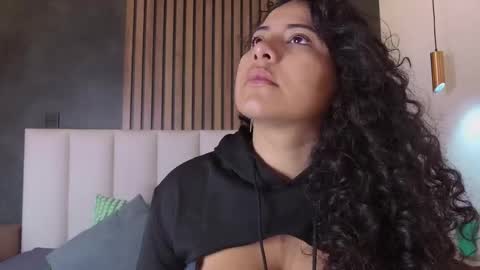 EVA DAEMON  online show from 03.14.26