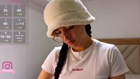 Eva online show from 04.15.26