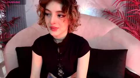 E V A online show from 09.11.25
