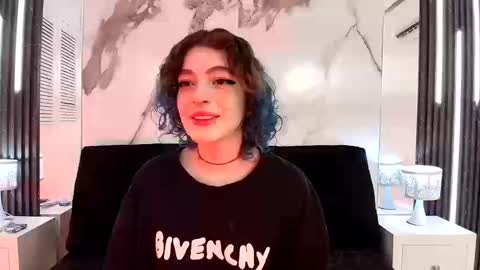 E V A online show from 10.21.25