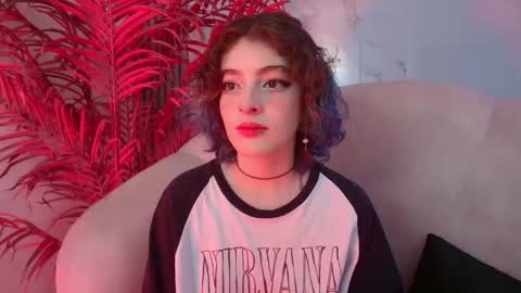 E V A online show from 12.02.25