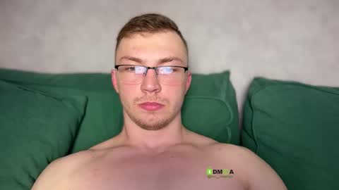 Eva and Iron online show from 03.28.26