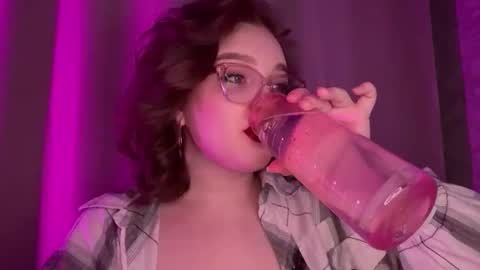 eva_kittenn online show from 11.08.25