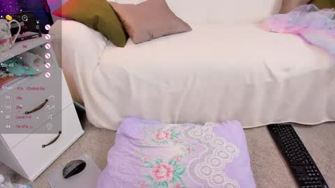 Eva Lav online show from 01.09.25