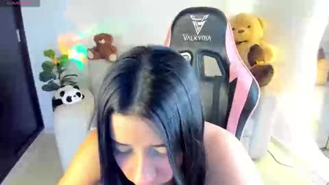 Eva   online show from 10.26.25