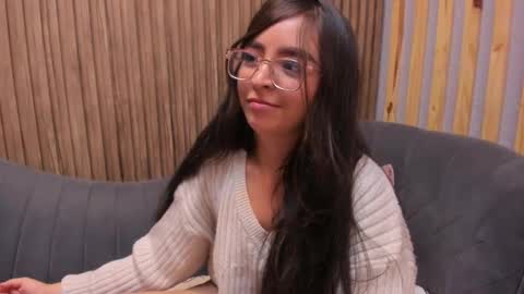 Snapshot of eva_macalliter chatting on 02.07.25 Angelinne online show from 02.07.25