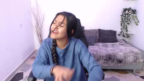 Eva  online show from 01.08.26