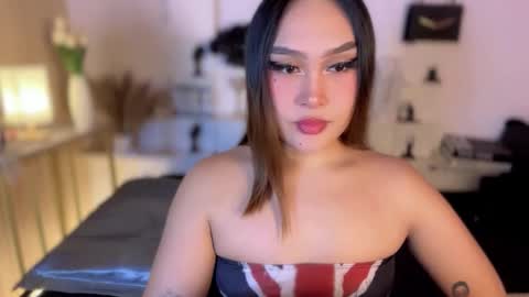 Queen Eva Mazikeen online show from 03.17.26