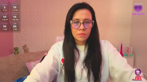 Eva  online show from 04.18.26