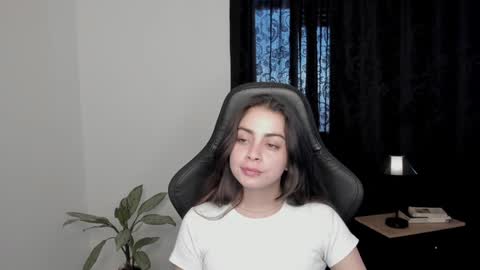 eva_monn online show from 01.16.25