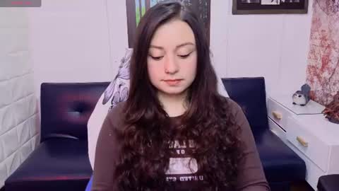 Snapshot of eva_rosell chatting on 06.16.26 Eva online show from 06.16.26