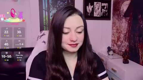 Snapshot of eva_rosell chatting on 06.17.26 Eva online show from 06.17.26
