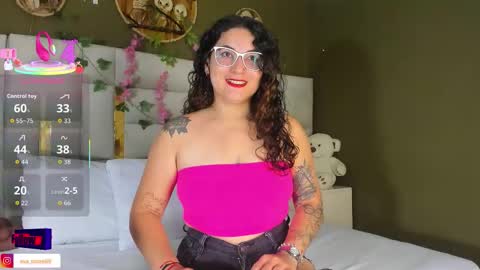 Eva  online show from 09.14.25