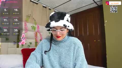 Eva  online show from 10.10.25