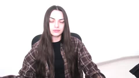 Eva online show from 02.05.25