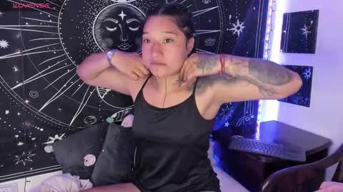 Snapshot of eva_sanderslee chatting on 10.17.25 Eva online show from 10.17.25