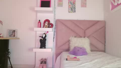 Eva Sin online show from 03.17.26