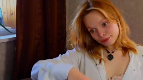 Snapshot of eva_sinn chatting on 04.19.26 Hi there i am Eva and i wish create a nice community with you so join my Ticket Show for more pleasure online show from 04.19.26