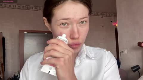 eva varnerr online show from 04.18.26