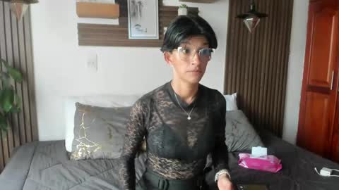 Eva online show from 04.15.26