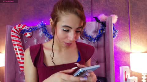 Snapshot of evaa_cloee chatting on 12.18.24 EVA CLOEE online show from 12.18.24