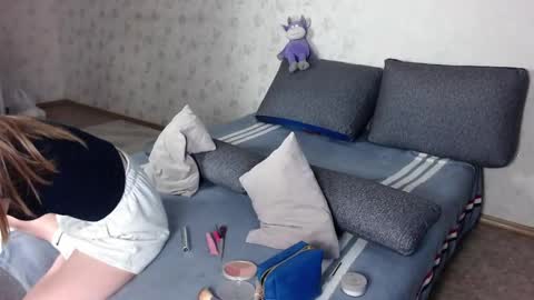 Snapshot of evaa_love_ chatting on 05.25.26 Eva online show from 05.25.26