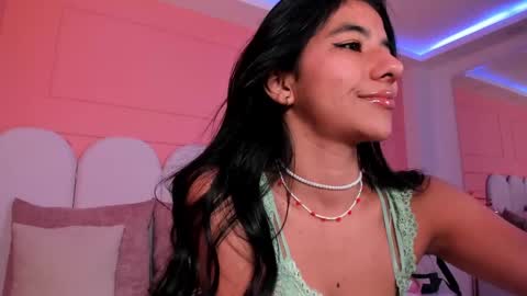 Snapshot of evaa_rose_ chatting on 02.15.25 Eva online show from 02.15.25