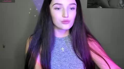 Snapshot of evaamillerr chatting on 12.02.24 Eva online show from 12.02.24