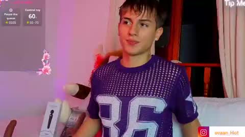 Snapshot of evaan_hot chatting on 07.05.26 EVAN online show from 07.05.26
