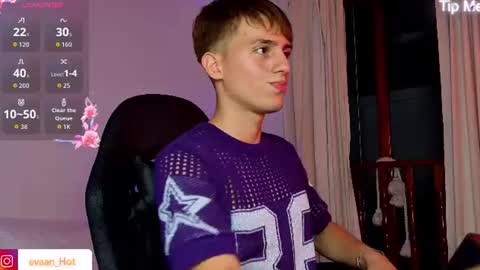 Snapshot of evaan_hot chatting on 07.29.26 EVAN online show from 07.29.26