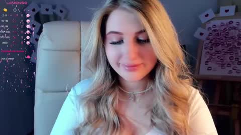 Snapshot of evacadooo chatting on 02.24.25 Eva online show from 02.24.25