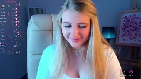 Snapshot of evacadooo chatting on 02.27.25 Eva online show from 02.27.25