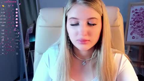 Snapshot of evacadooo chatting on 02.28.25 Eva online show from 02.28.25