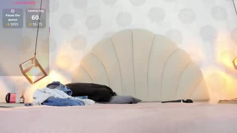 E V A  online show from 02.03.26