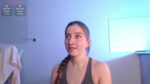 Snapshot of evahailey_ chatting on 02.10.26 Eva online show from 02.10.26