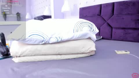 evahalston online show from 10.25.25