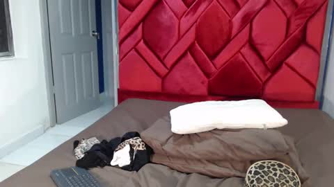 Snapshot of evamills1 chatting on 02.16.25 Eva Mills online show from 02.16.25