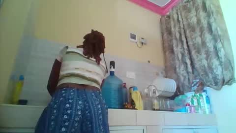 Snapshot of evamyler chatting on 09.17.25 evamyler online show from 09.17.25