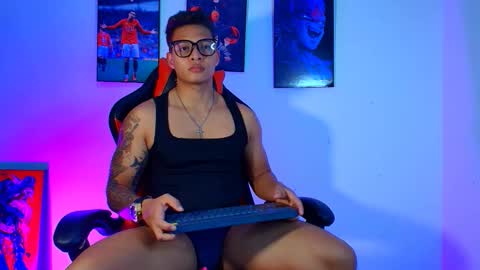 EVAN GREY online show from 09.10.25