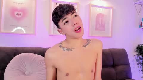 Snapshot of evan_voss chatting on 09.16.25 Evan voss  help me get 200 likesindependent model online show from 09.16.25