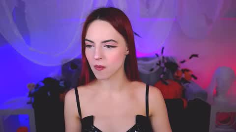 Eva  online show from 10.26.25